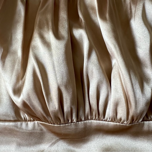 Superdown Jamie Ruched Satin Crop Top - Picture 9 of 11